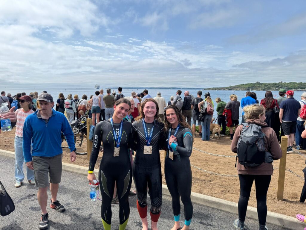 Team takes on Castle to Castle swim